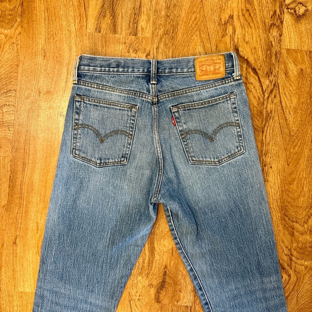 Vintage White Oak Cone Denim Cropped Levi’s. 28 - Picture 5 of 13
